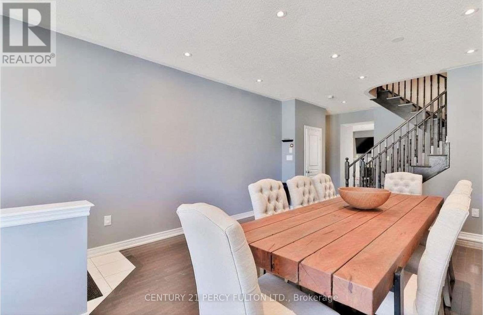 115 Bonnie Braes Drive, Brampton, Ontario  L6Y 0Z5 - Photo 5 - W13217256