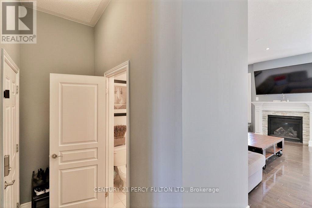 115 Bonnie Braes Drive, Brampton, Ontario  L6Y 0Z5 - Photo 7 - W13217256