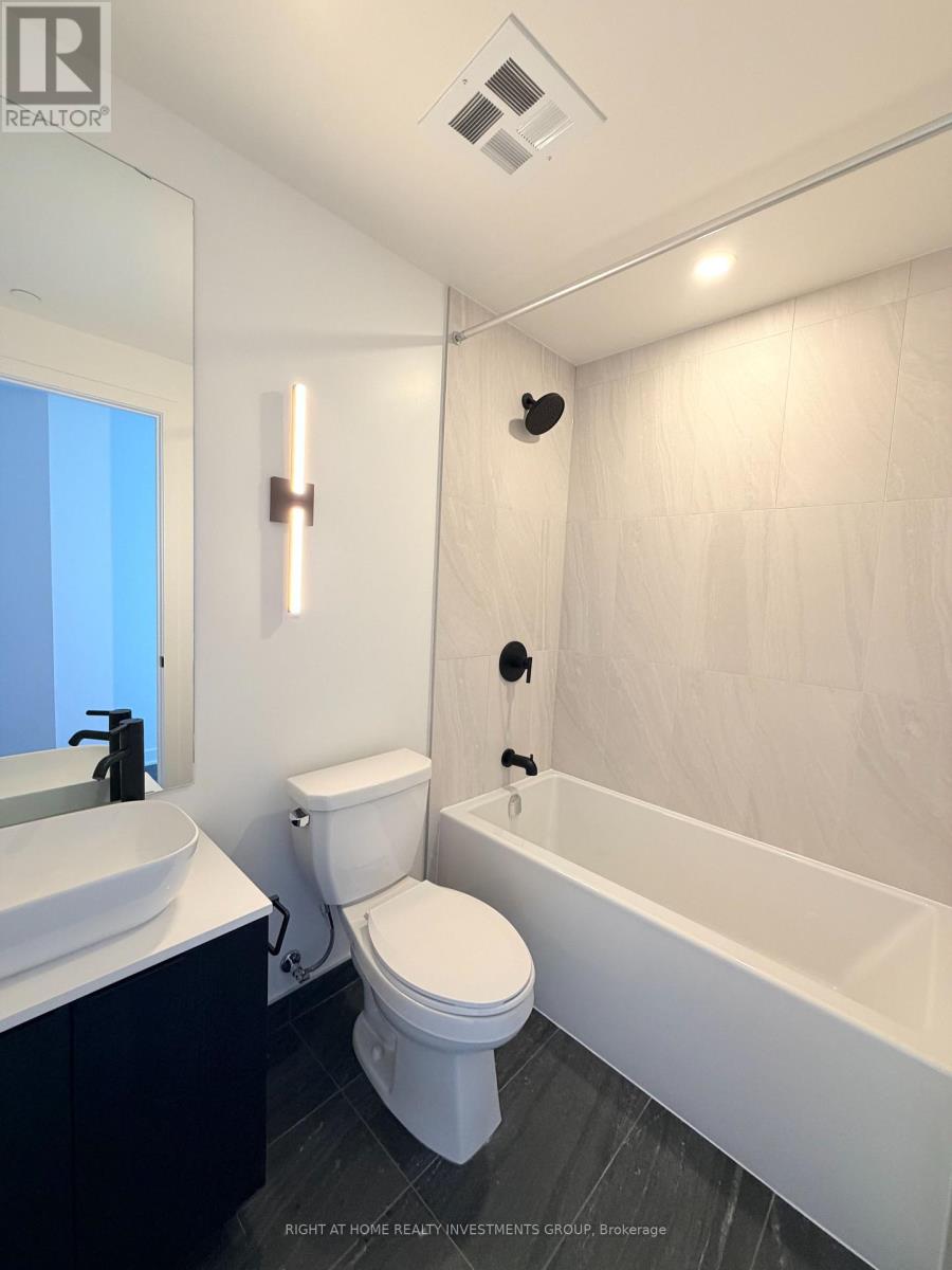 2507 - 1185 Dupont Street, Toronto, Ontario  M6H 0G5 - Photo 17 - W13217268