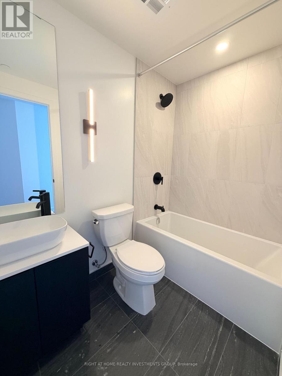 2507 - 1185 Dupont Street, Toronto, Ontario  M6H 0G5 - Photo 18 - W13217268