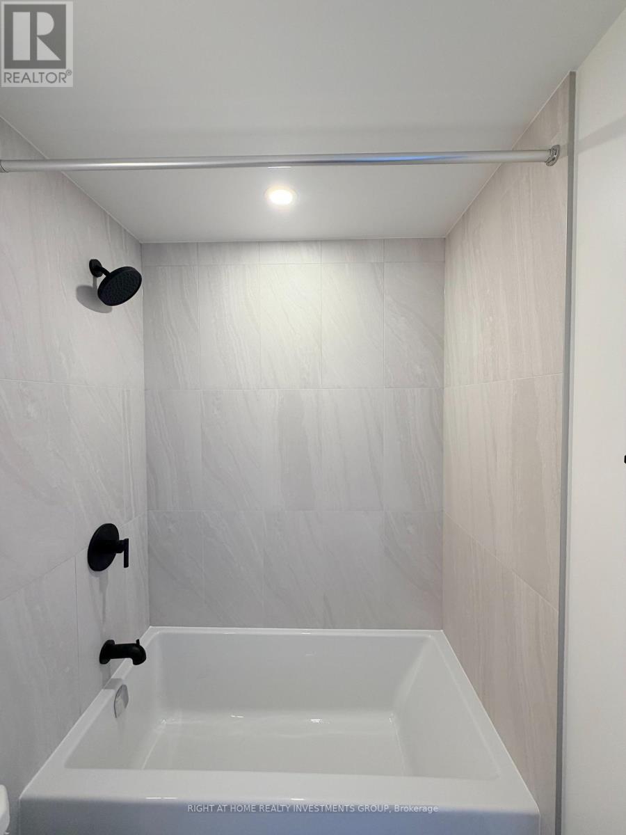 2507 - 1185 Dupont Street, Toronto, Ontario  M6H 0G5 - Photo 22 - W13217268