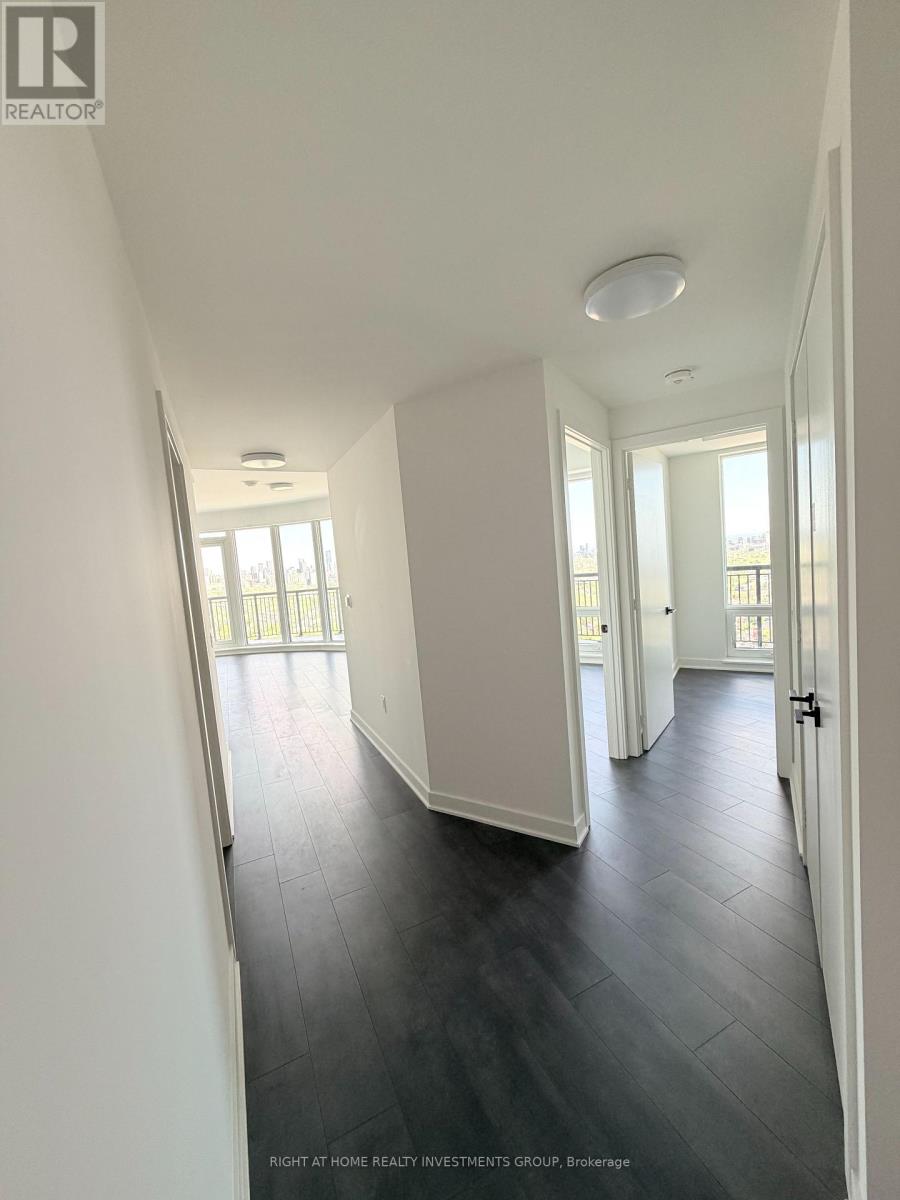 2507 - 1185 Dupont Street, Toronto, Ontario  M6H 0G5 - Photo 4 - W13217268