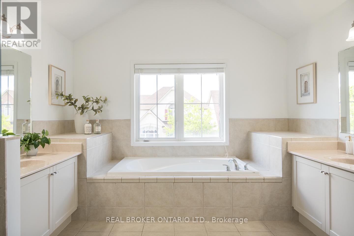 727 Maddocks Trail, Milton, Ontario  L9T 0E1 - Photo 42 - W13217286