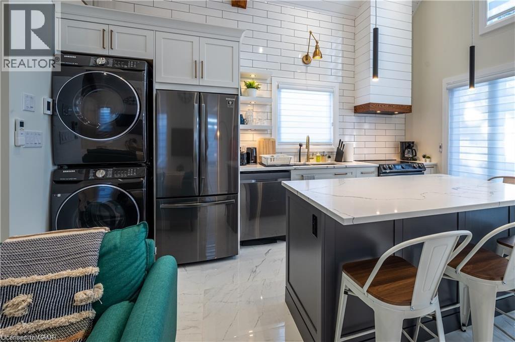 48 Harber Avenue Unit# Rear Unit, Kitchener, Ontario  N2C 1Y8 - Photo 6 - 40834521