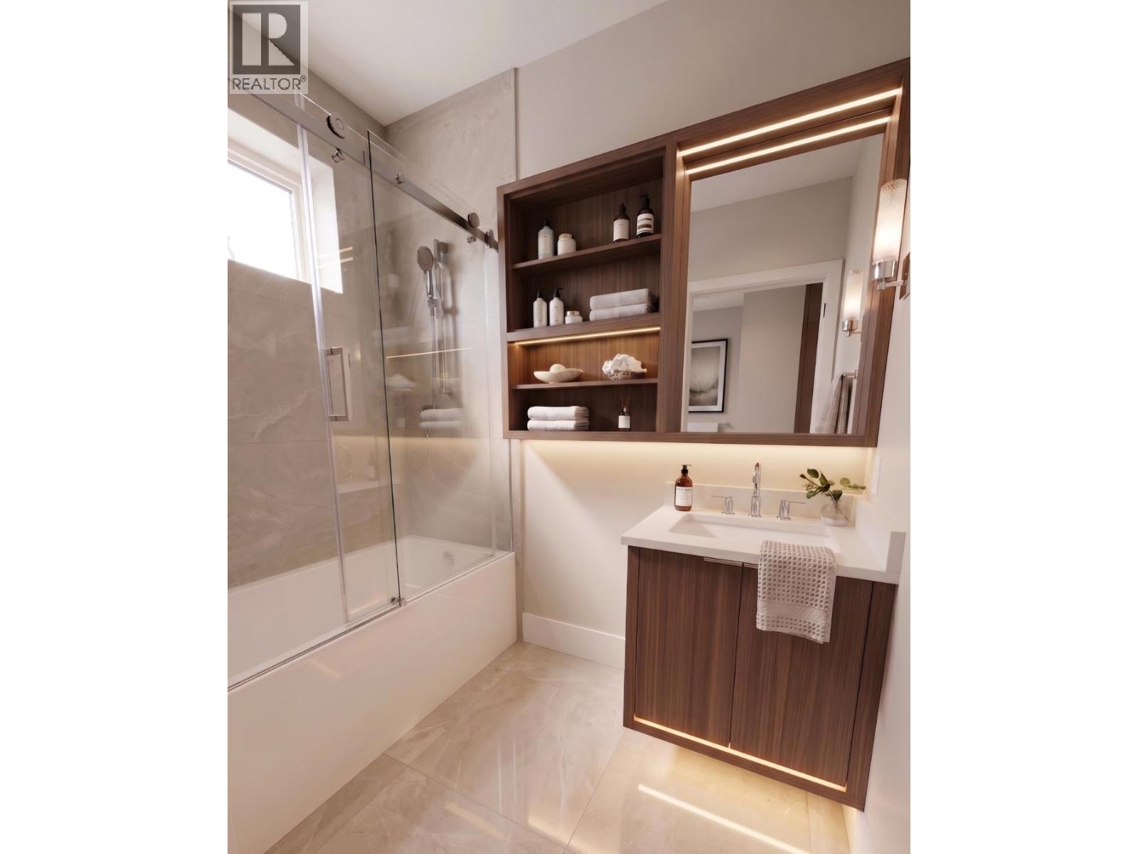 1 646 E 23rd Avenue, Vancouver, British Columbia  V5V 1X8 - Photo 2 - R3128900