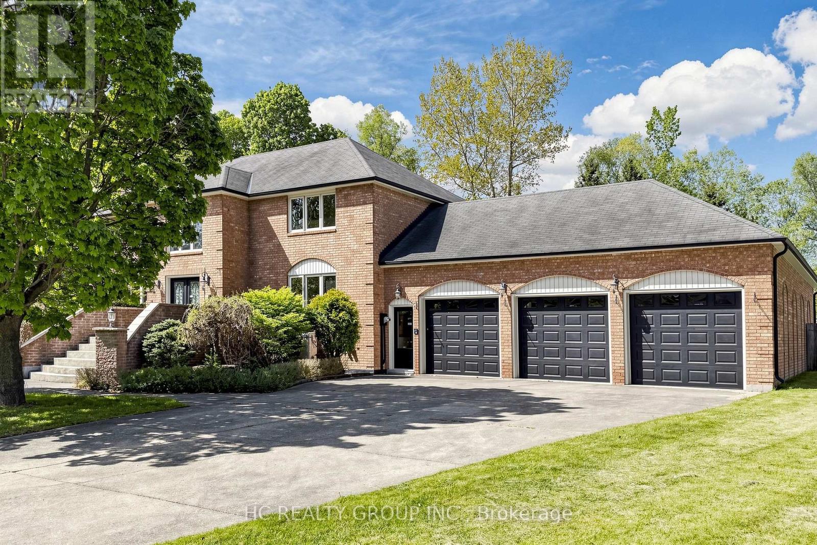 12 Bunting Court, Ajax, Ontario  L1T 3S5 - Photo 3 - E13217298