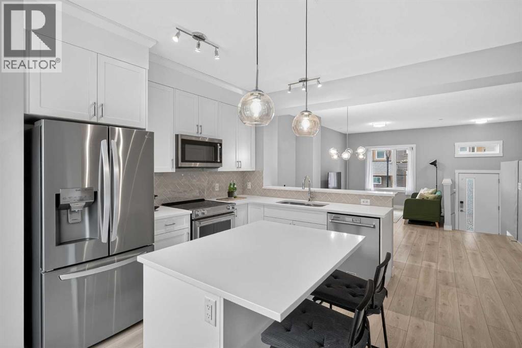 242 Livingston Common NE, Calgary, Alberta T3P 1K1 - Photo 11 - A2312773
