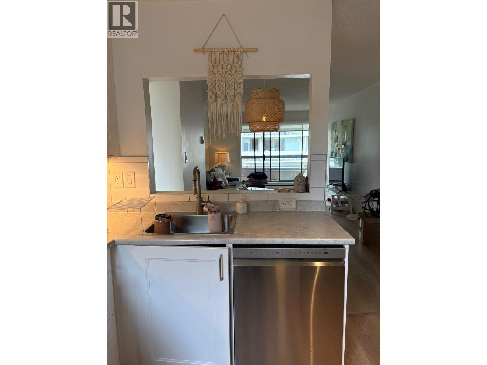 307 1363 Clyde Avenue, West Vancouver, British Columbia  V7T 2W9 - Photo 15 - R3129952