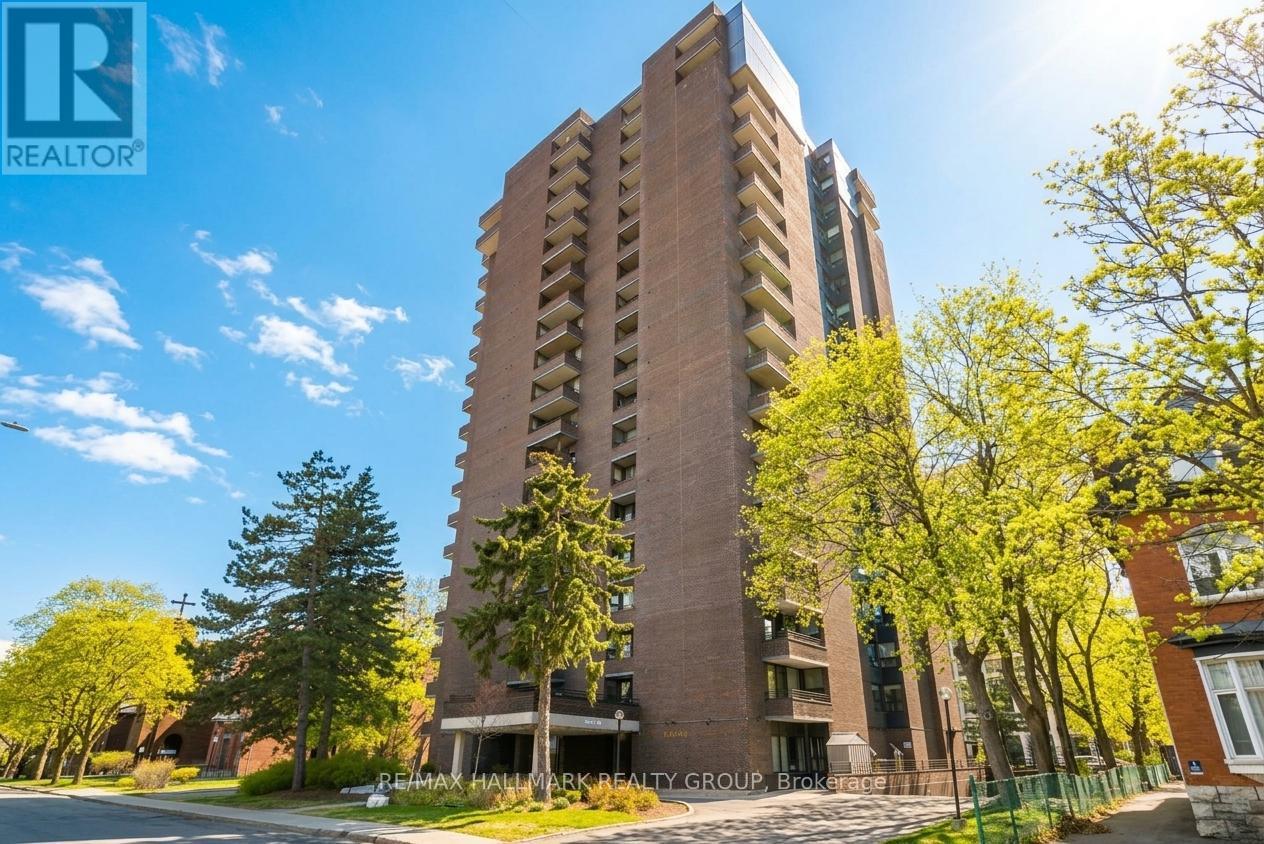 2003 - 71 Somerset Street W, Ottawa, Ontario  K2P 2G2 - Photo 2 - X13148124