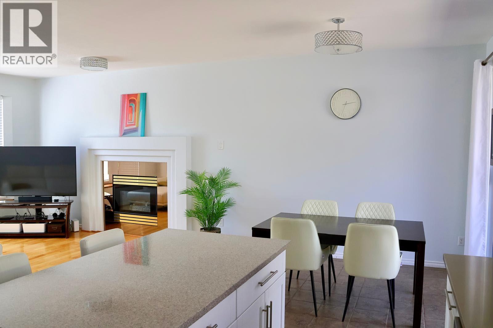 1463 Riverwood Gate, Port Coquitlam, British Columbia  V3B 7P1 - Photo 9 - R3129746