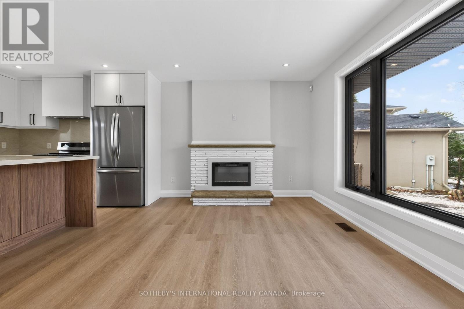 33 Lancer Drive, Vaughan, Ontario  L6A 1E1 - Photo 6 - N13004294