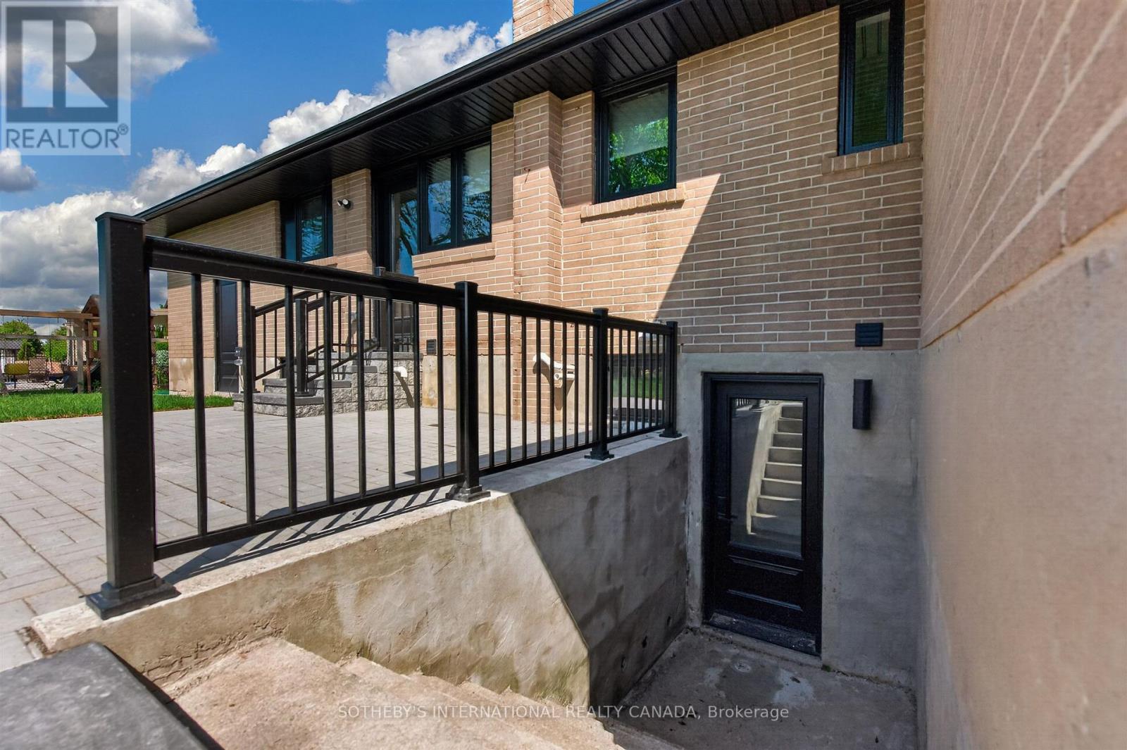 33 Lancer Drive, Vaughan, Ontario  L6A 1E1 - Photo 34 - N13004294