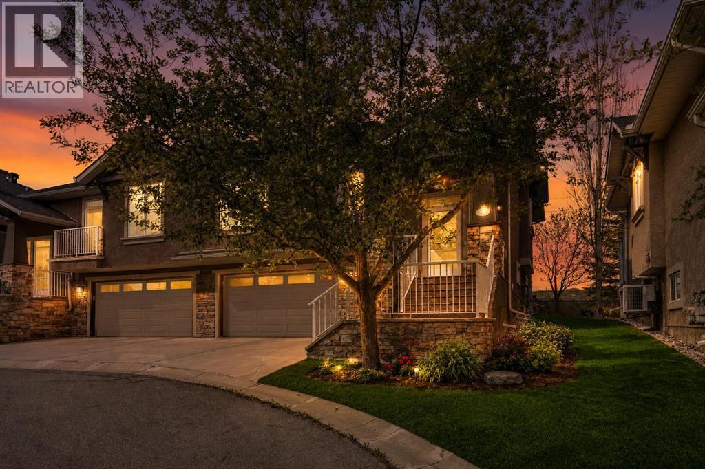 6 Discovery Woods Villas Sw, Calgary, Alberta  T3H 5A6 - Photo 1 - A2313586