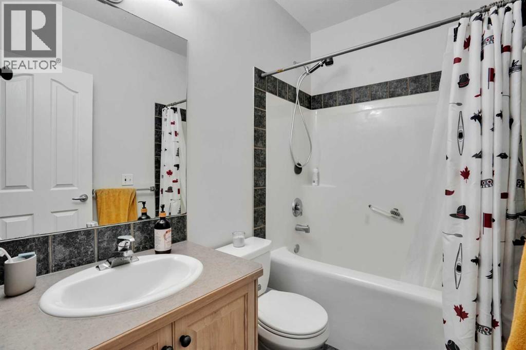 6 Discovery Woods Villas Sw, Calgary, Alberta  T3H 5A6 - Photo 46 - A2313586