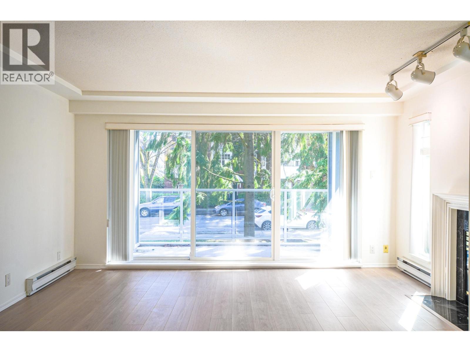 203 865 W 15th Avenue, Vancouver, British Columbia V5Z 1R8 - Photo 5 - R3124061