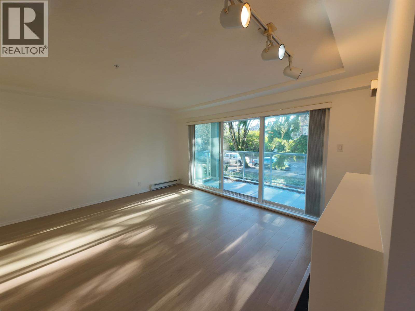 203 865 W 15th Avenue, Vancouver, British Columbia V5Z 1R8 - Photo 7 - R3124061