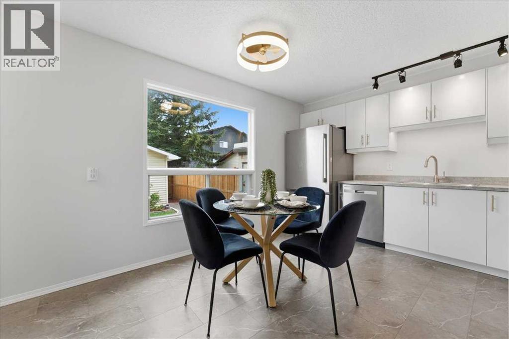 148 Edgedale Way Nw, Calgary, Alberta T3A 2P9 - Photo 12 - A2315732