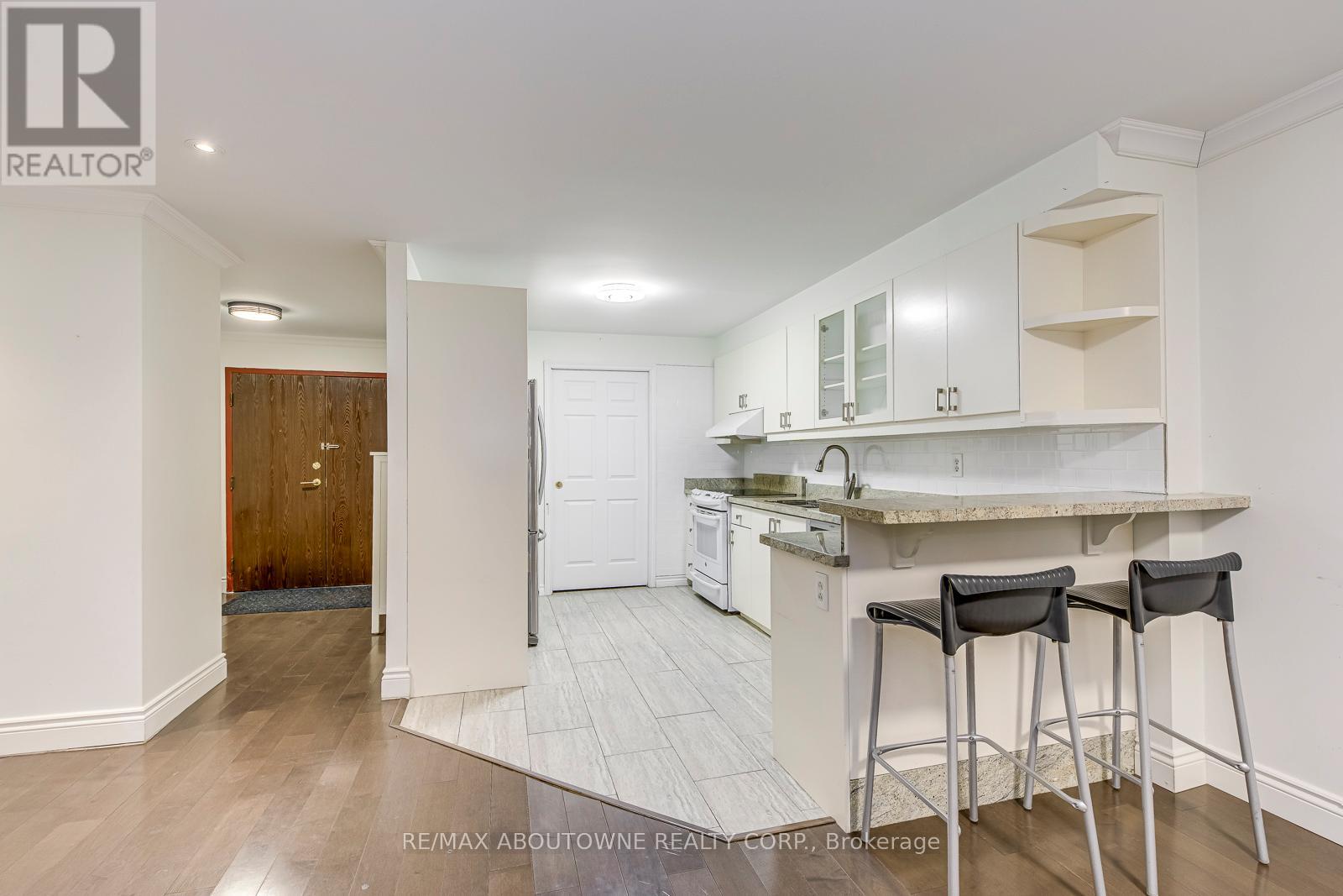 106 - 211 Saint Patrick Street, Toronto, Ontario  M5T 2Y9 - Photo 5 - C13217334