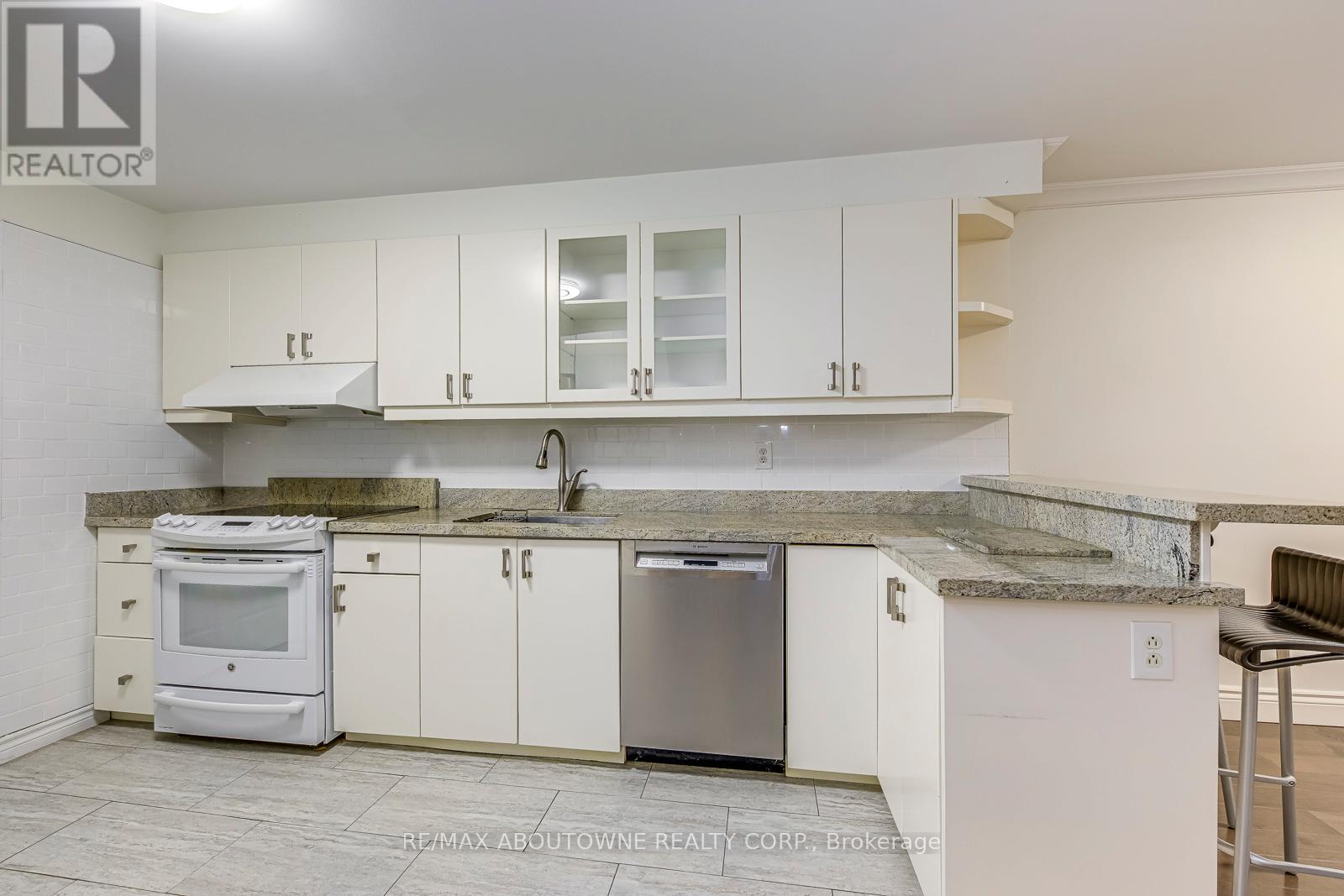 106 - 211 Saint Patrick Street, Toronto, Ontario  M5T 2Y9 - Photo 8 - C13217334