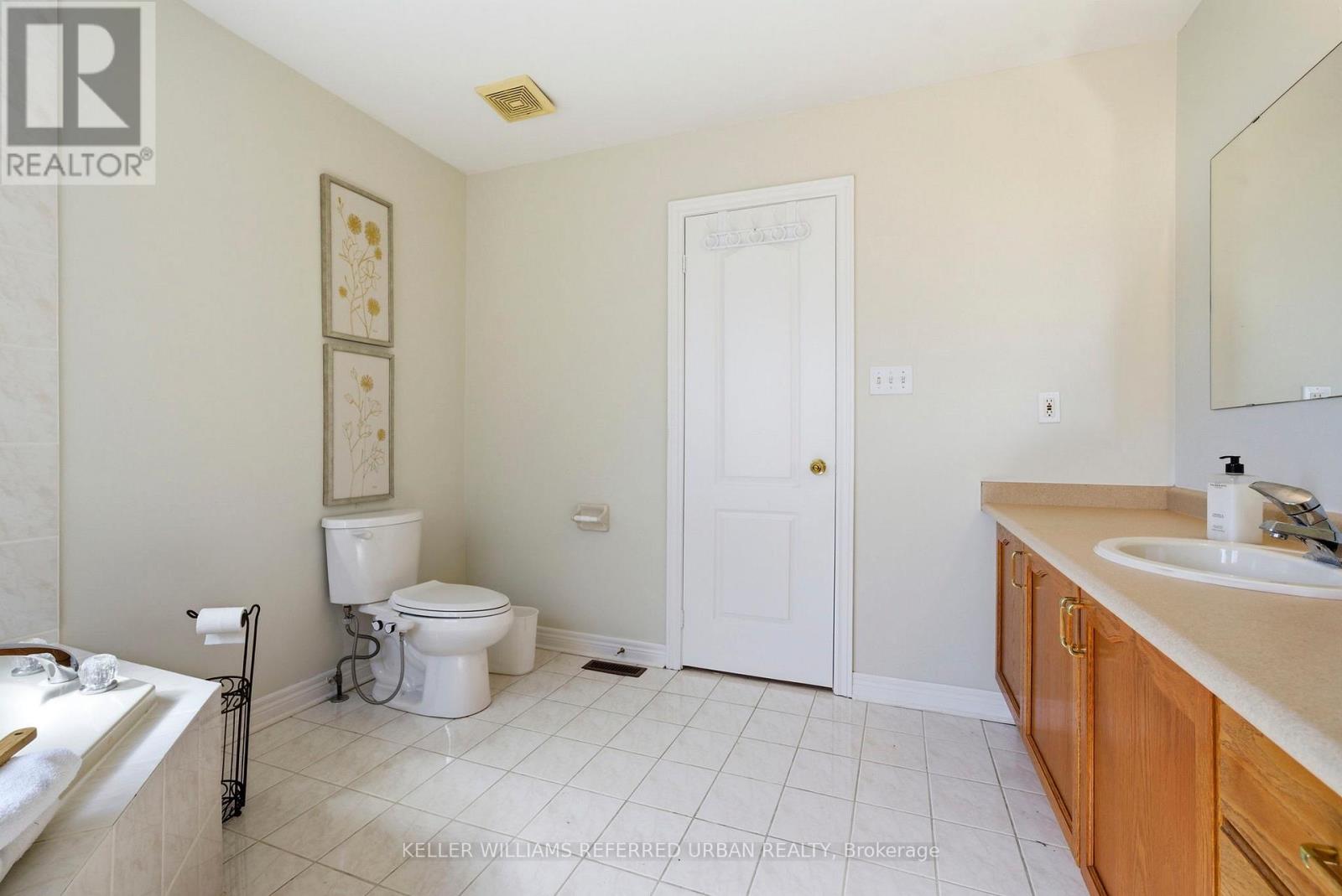 25 Shadyridge Road, Brampton, Ontario  L6P 1K4 - Photo 23 - W13217318