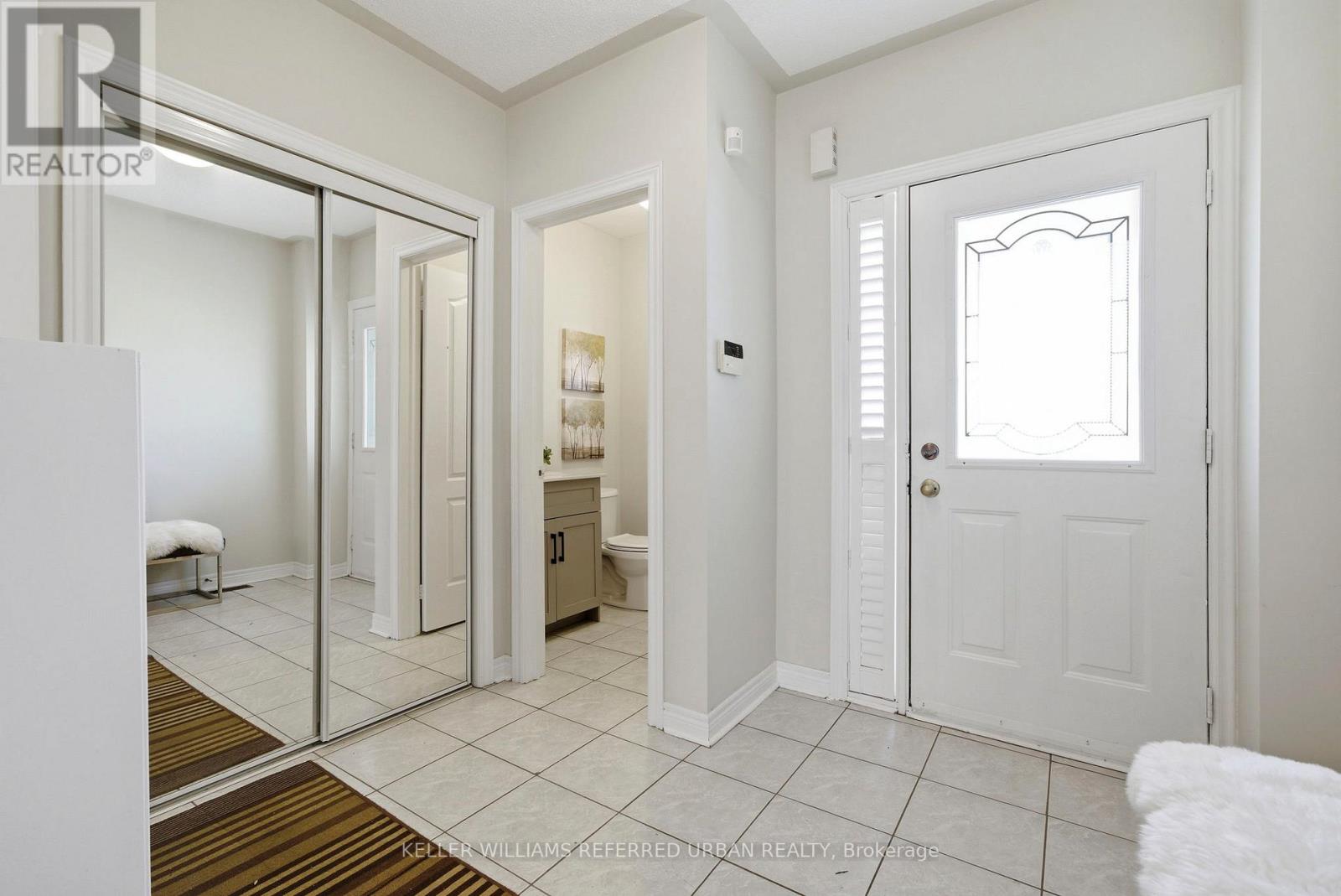 25 Shadyridge Road, Brampton, Ontario  L6P 1K4 - Photo 3 - W13217318