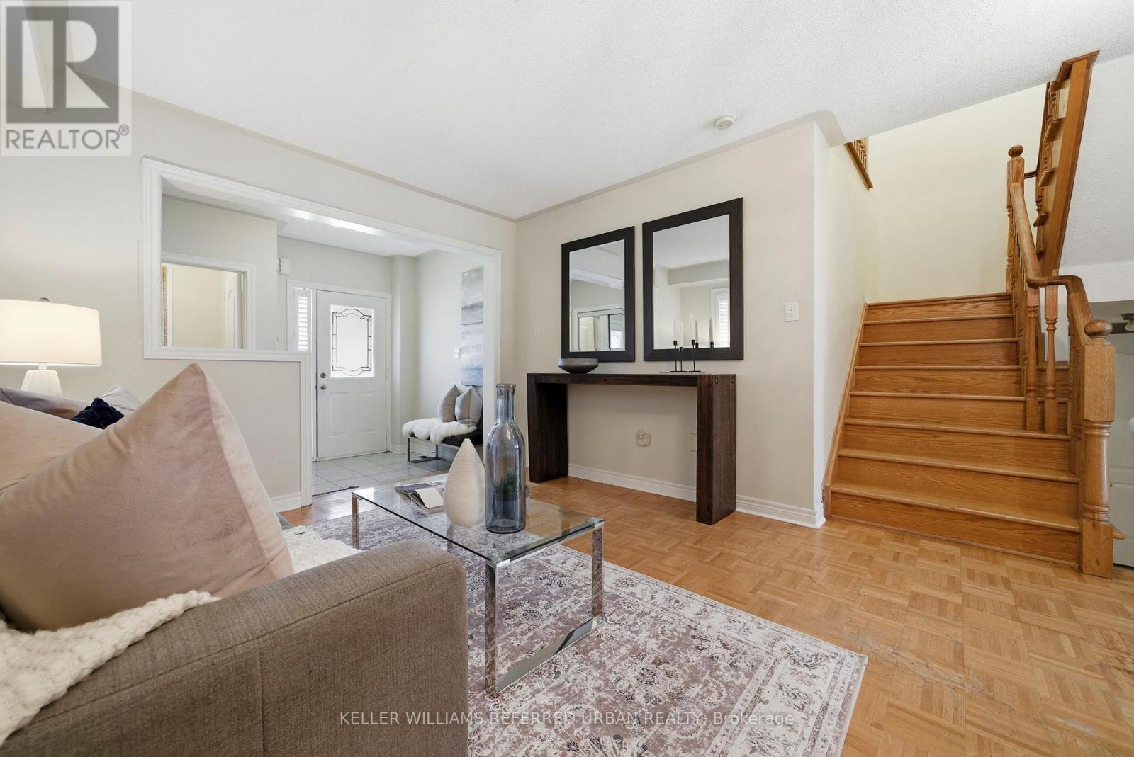 25 Shadyridge Road, Brampton, Ontario  L6P 1K4 - Photo 5 - W13217318