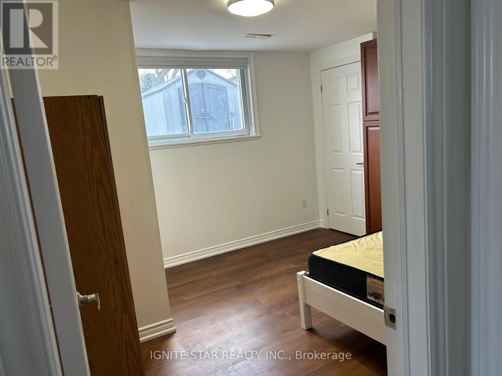3246 Oakglade Crescent, Mississauga, Ontario  L5C 1X3 - Photo 15 - W13217332
