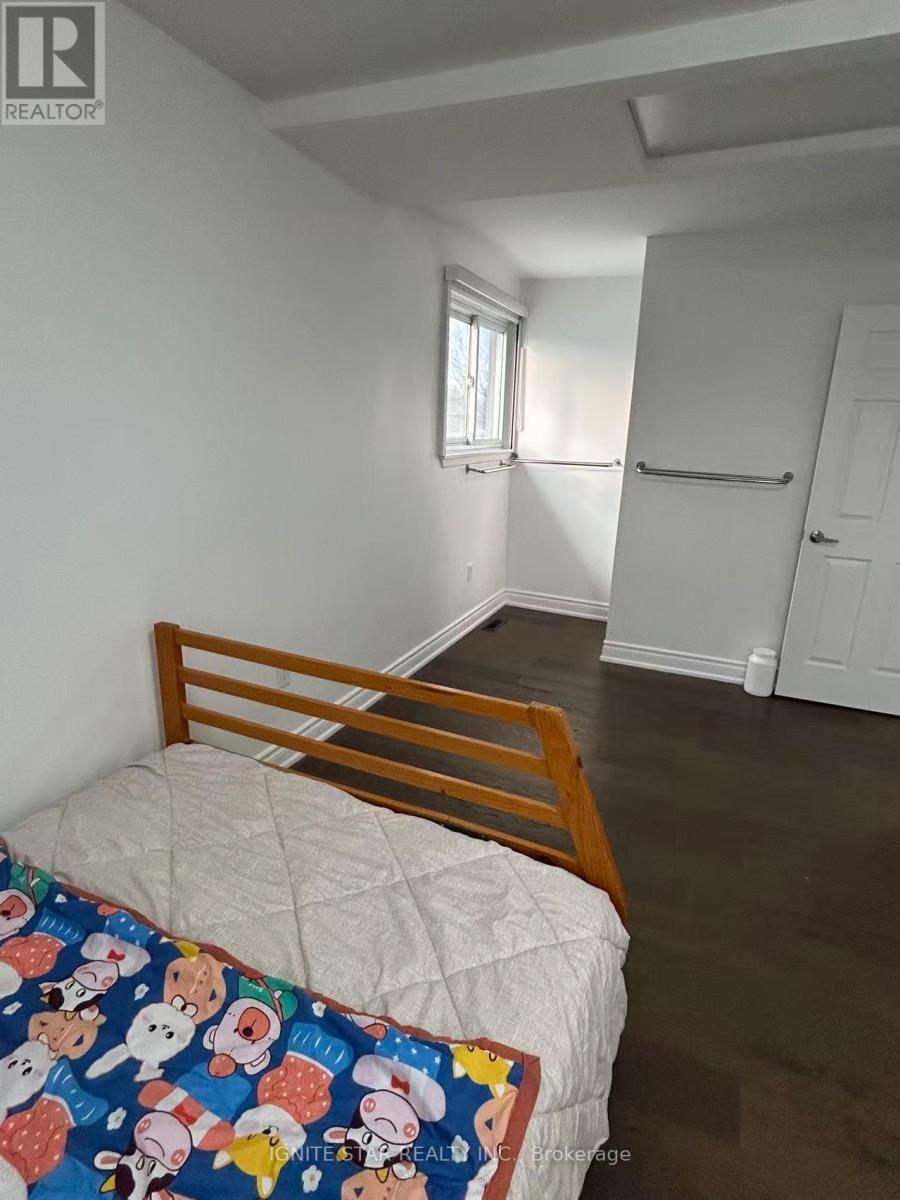 3246 Oakglade Crescent, Mississauga, Ontario  L5C 1X3 - Photo 22 - W13217332
