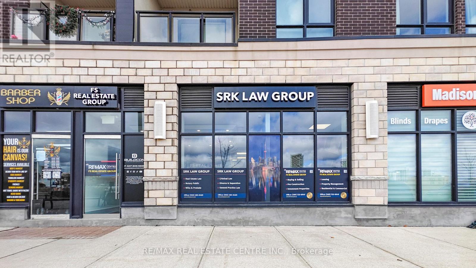 4 - 150 Oak Park Boulevard, Oakville, Ontario  L6H 0E7 - Photo 2 - W13217340