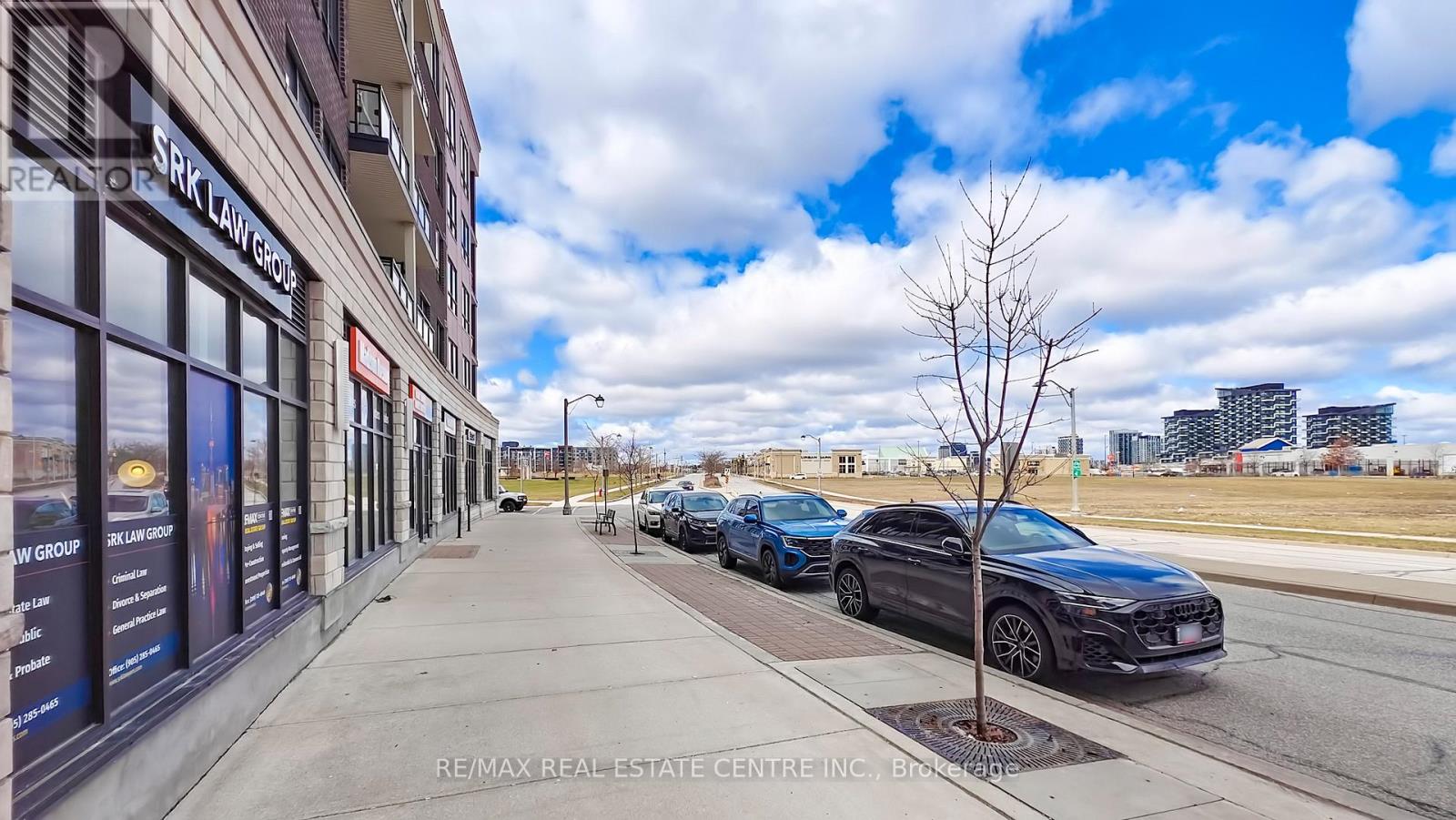 4 - 150 Oak Park Boulevard, Oakville, Ontario  L6H 0E7 - Photo 4 - W13217340