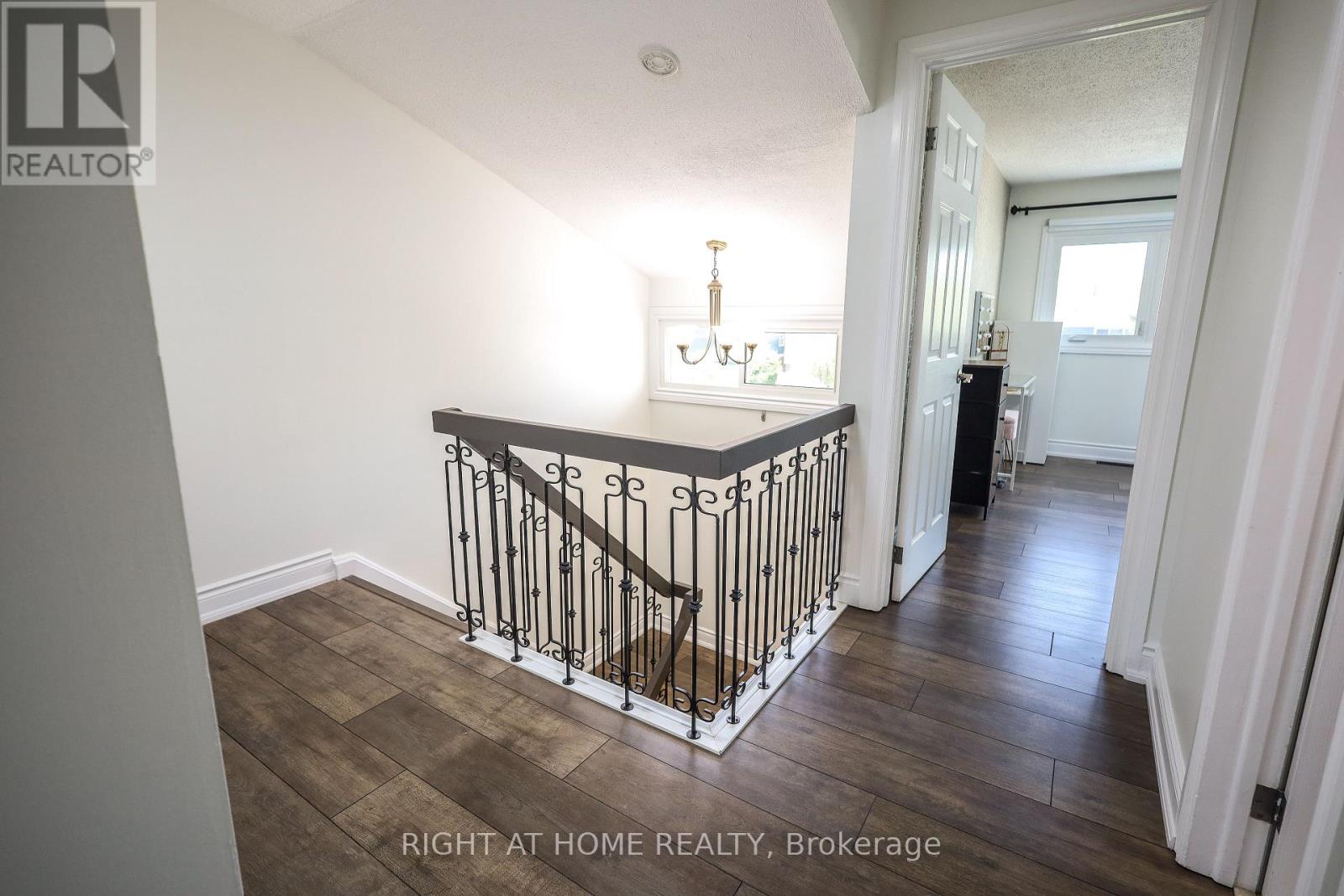 2126 Millway Gate, Mississauga, Ontario  L5L 1R3 - Photo 21 - W13217342