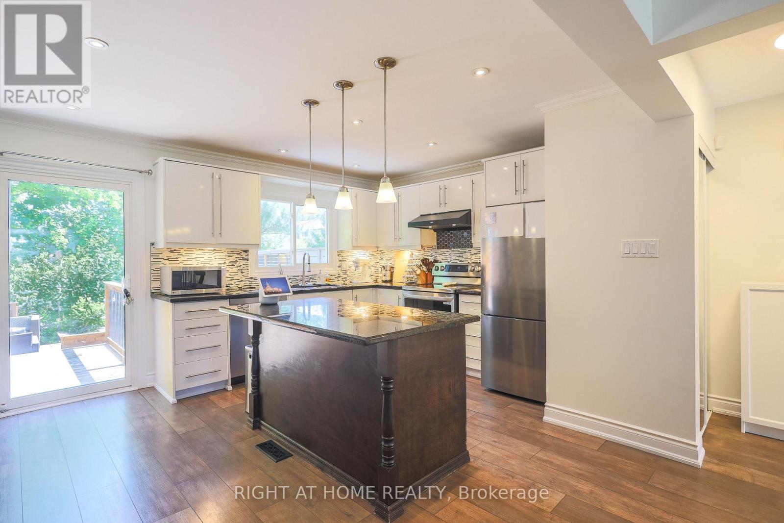 2126 Millway Gate, Mississauga, Ontario  L5L 1R3 - Photo 5 - W13217342
