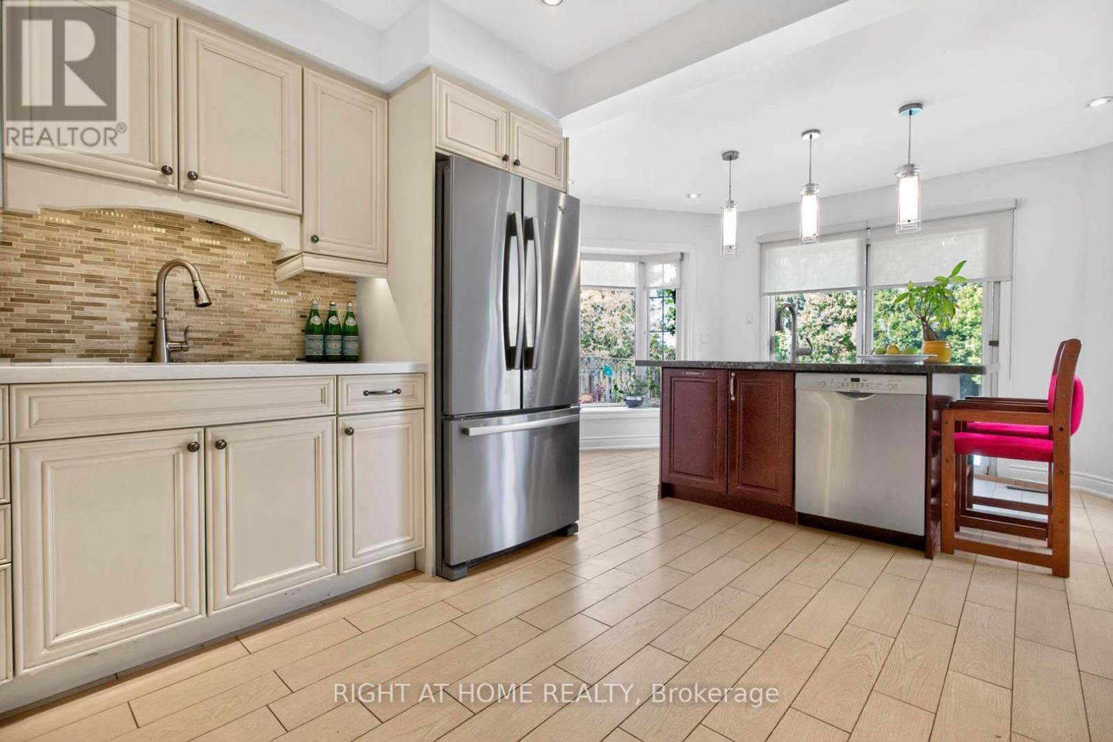 4629 Phoenix Park Crescent, Mississauga, Ontario  L5M 3E9 - Photo 12 - W13217350
