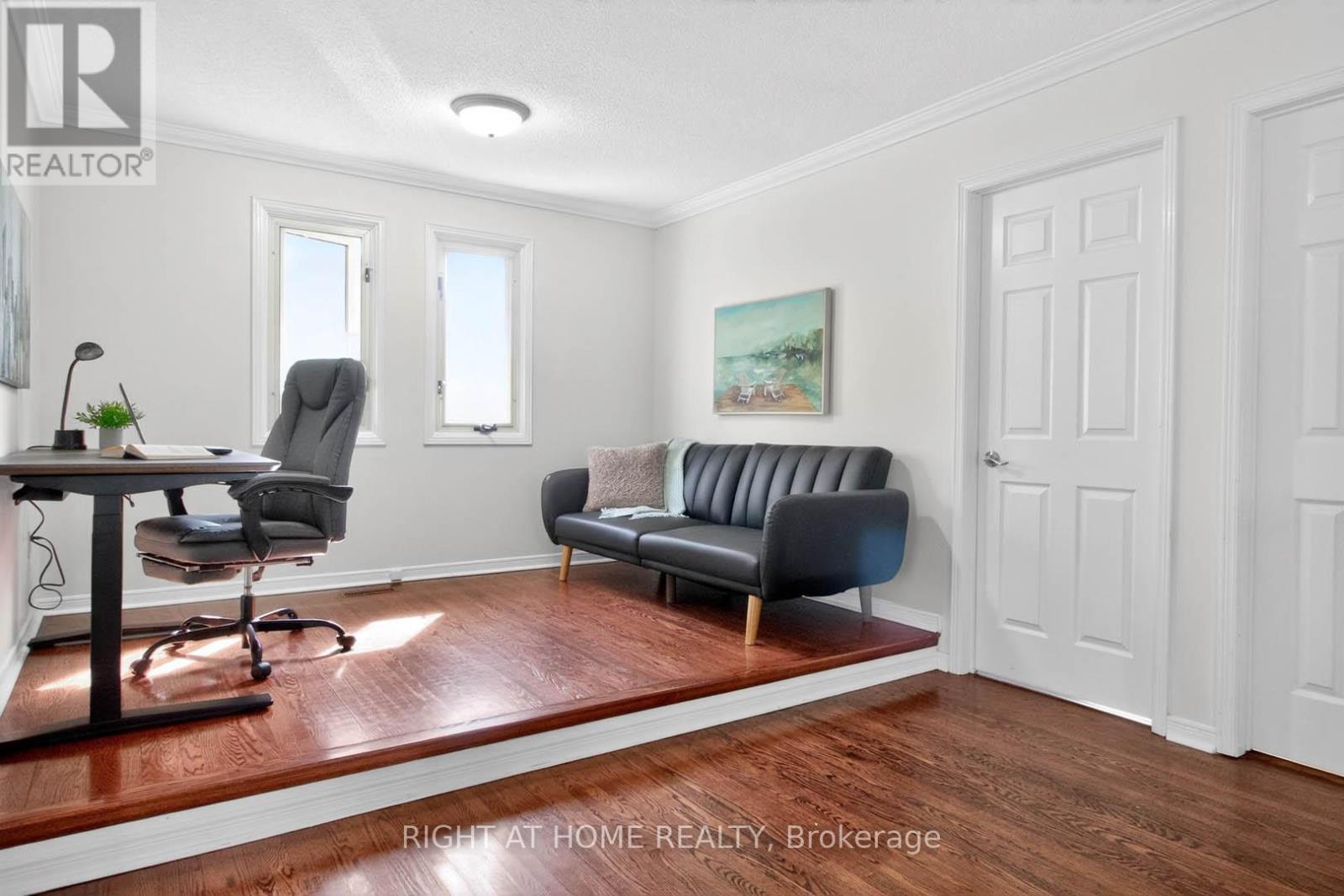 4629 Phoenix Park Crescent, Mississauga, Ontario  L5M 3E9 - Photo 25 - W13217350