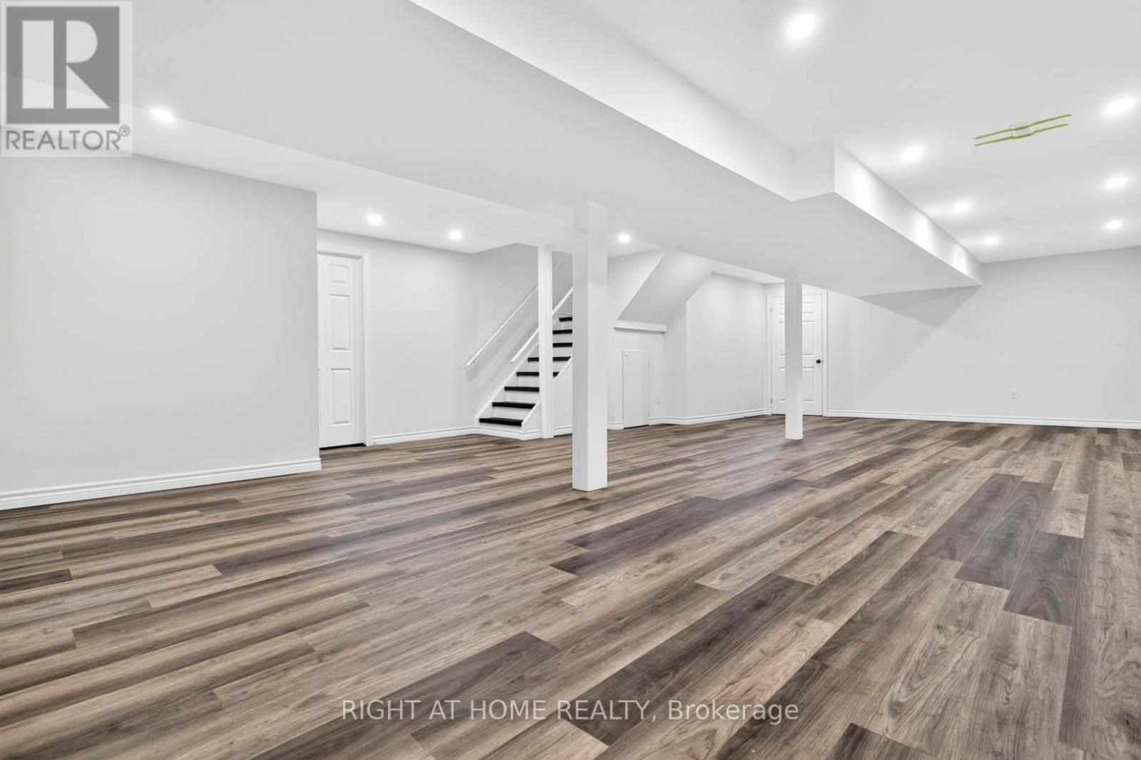 4629 Phoenix Park Crescent, Mississauga, Ontario  L5M 3E9 - Photo 28 - W13217350
