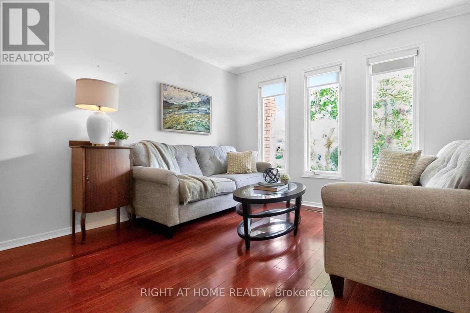 4629 Phoenix Park Crescent, Mississauga, Ontario  L5M 3E9 - Photo 7 - W13217350