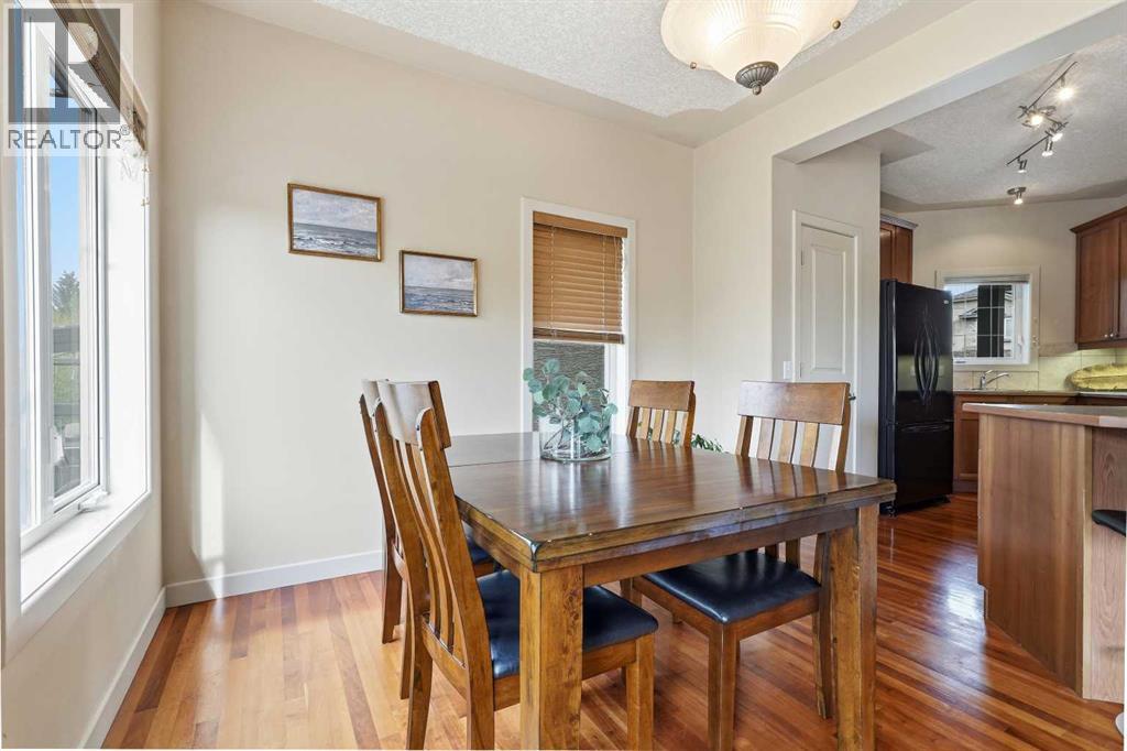 37 Prominence Park Sw, Calgary, Alberta  T3H 4K8 - Photo 16 - A2314308