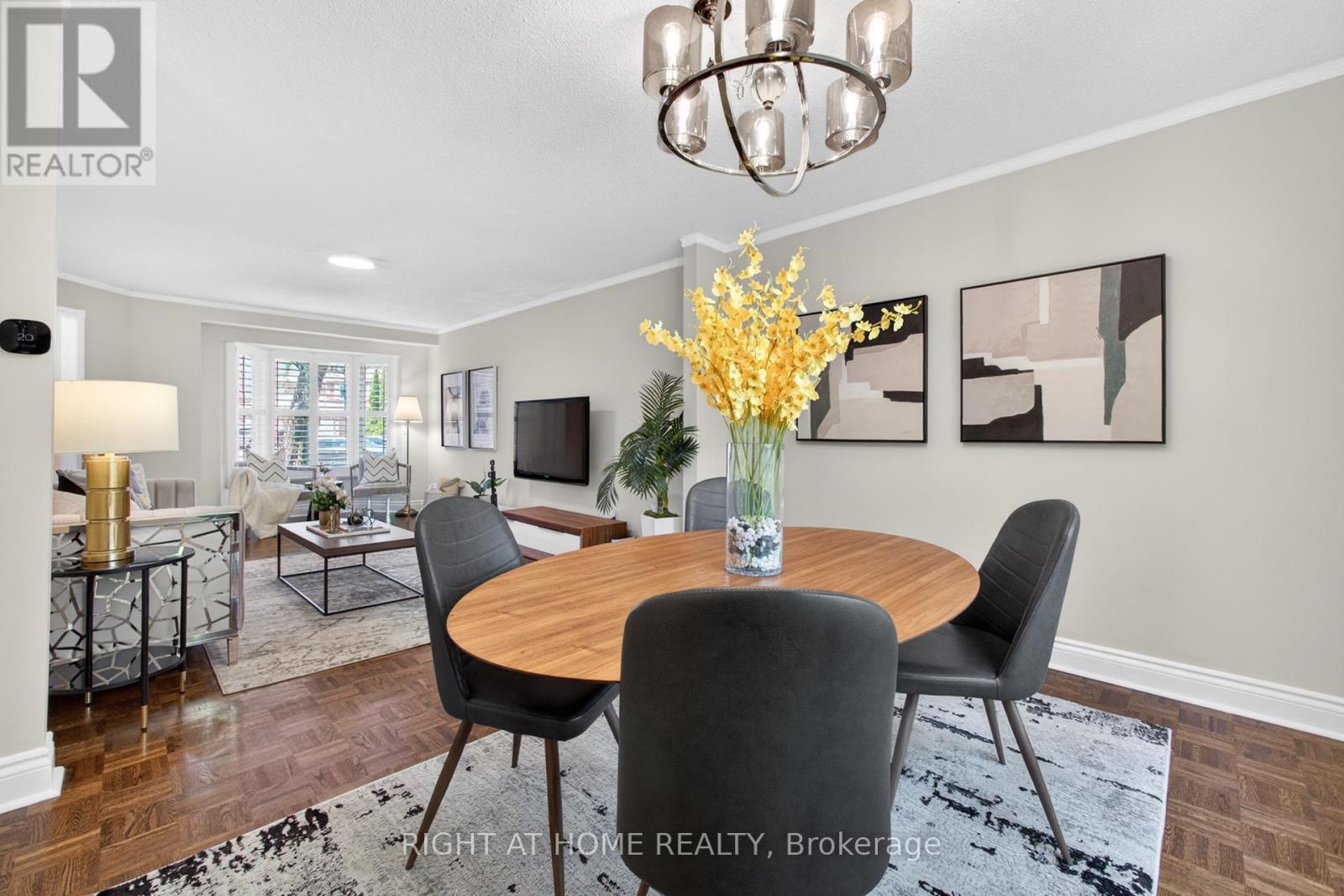 45 Lansbury Court, Vaughan, Ontario  L4J 5K1 - Photo 10 - N13214824