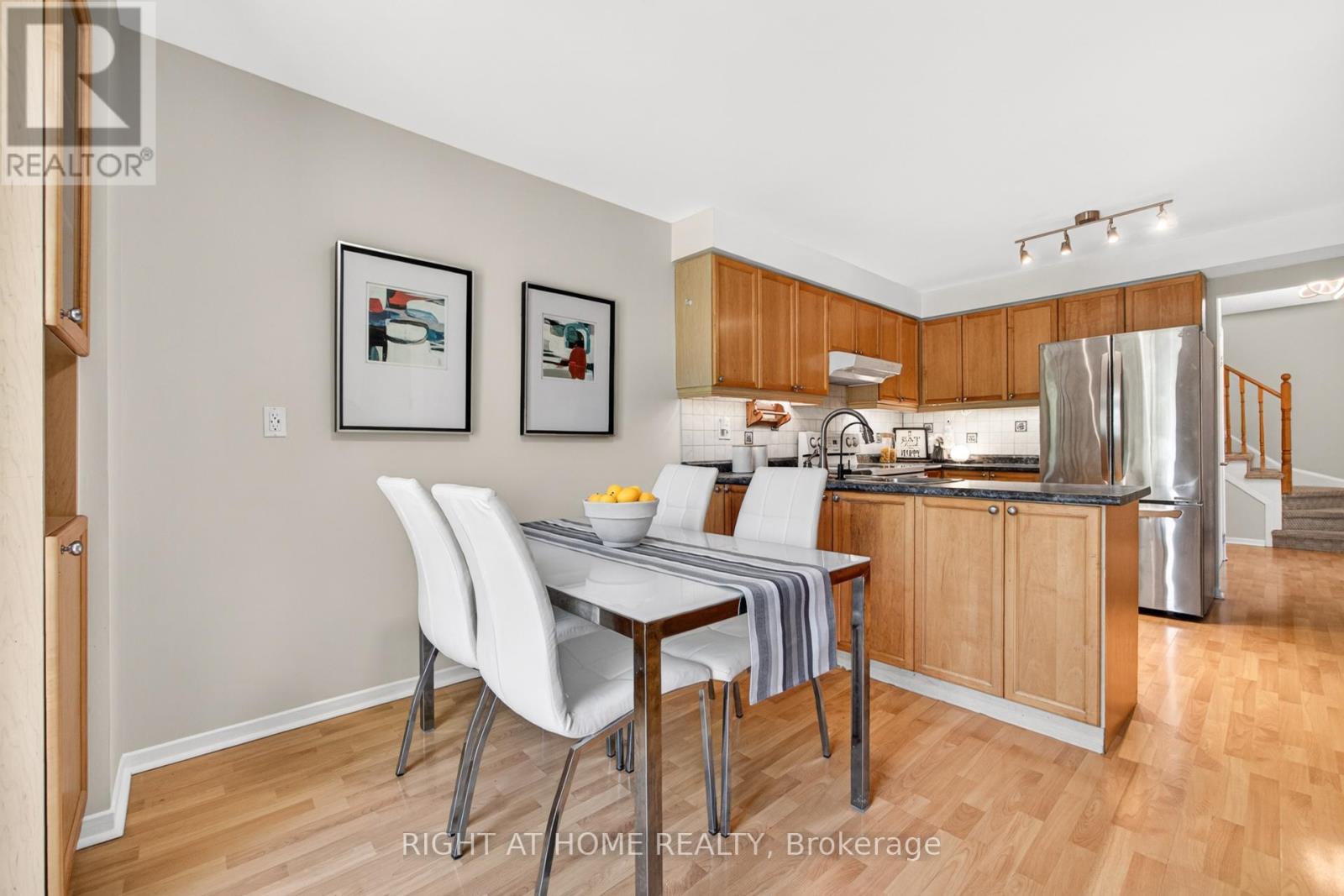 45 Lansbury Court, Vaughan, Ontario  L4J 5K1 - Photo 17 - N13214824