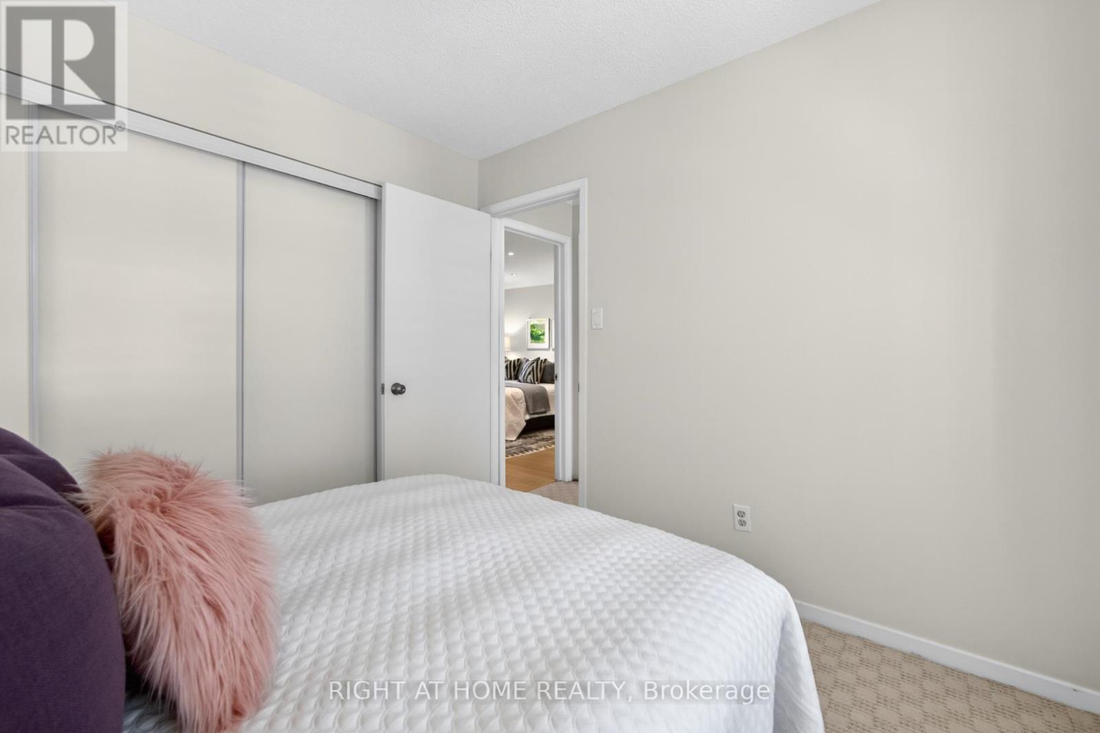 45 Lansbury Court, Vaughan, Ontario  L4J 5K1 - Photo 27 - N13214824
