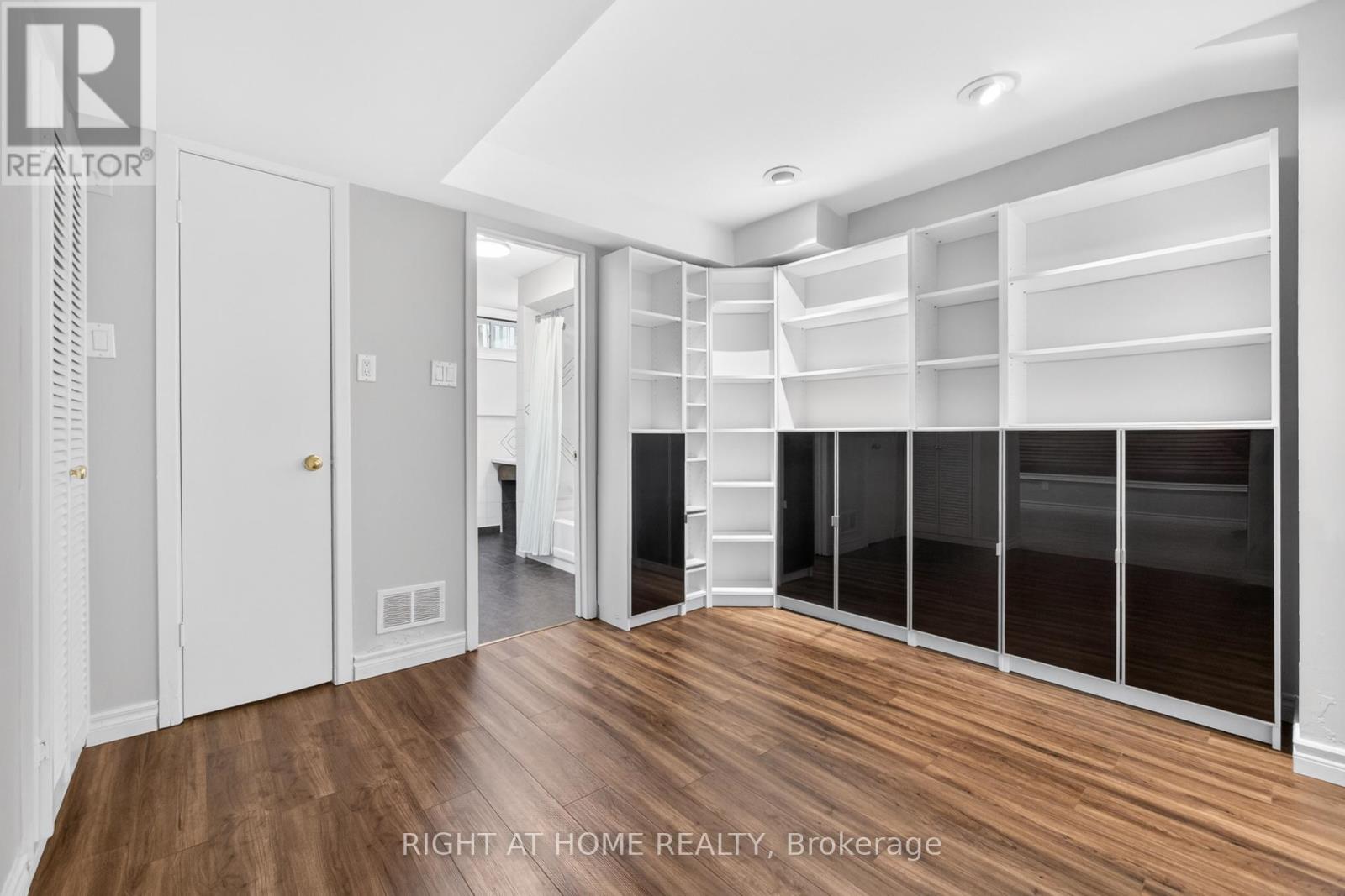 45 Lansbury Court, Vaughan, Ontario  L4J 5K1 - Photo 35 - N13214824