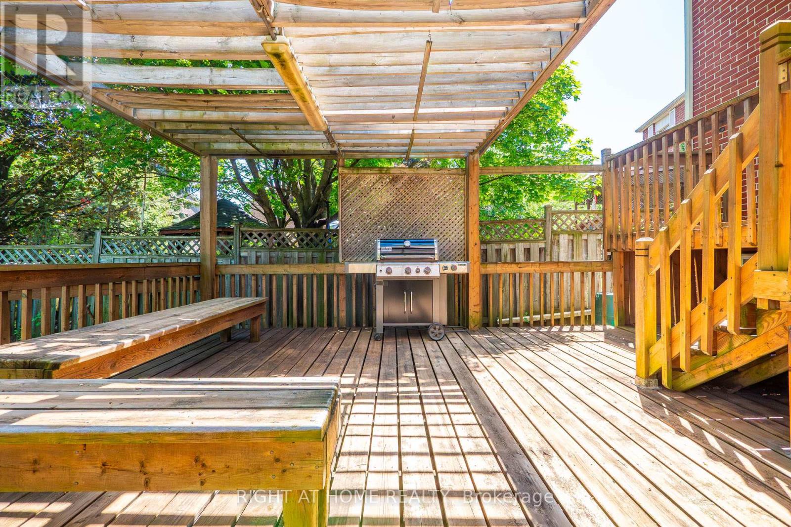 45 Lansbury Court, Vaughan, Ontario  L4J 5K1 - Photo 47 - N13214824