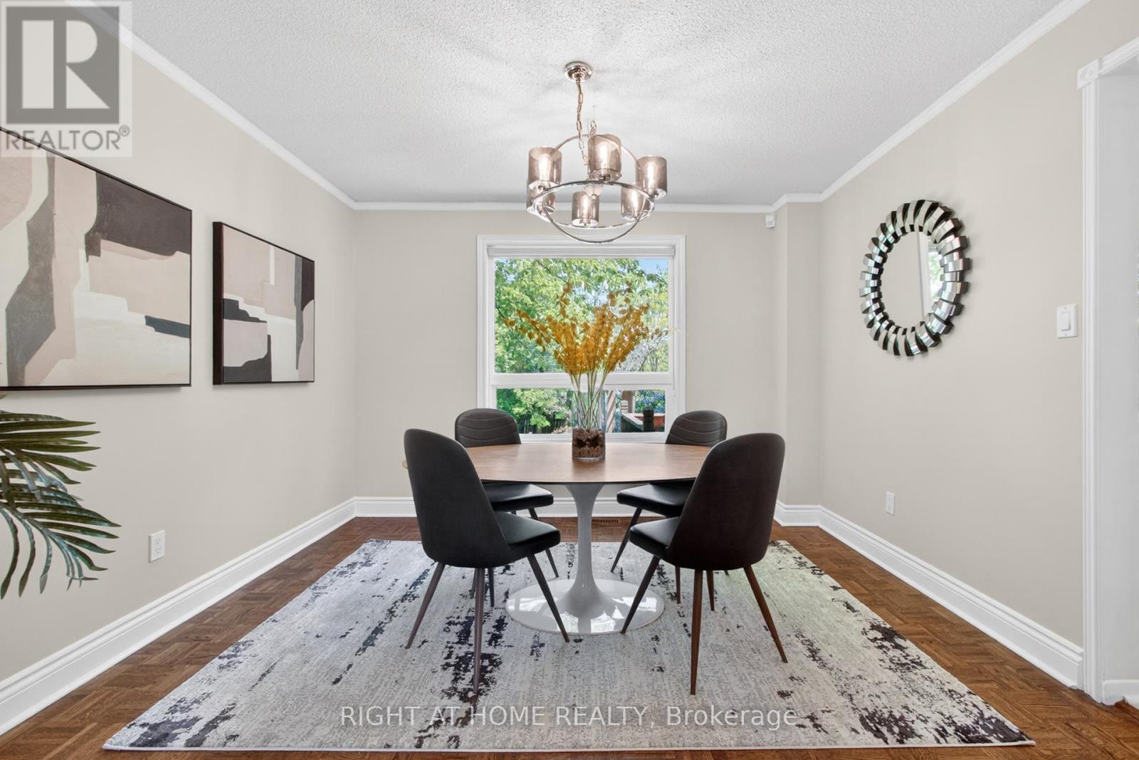 45 Lansbury Court, Vaughan, Ontario  L4J 5K1 - Photo 9 - N13214824
