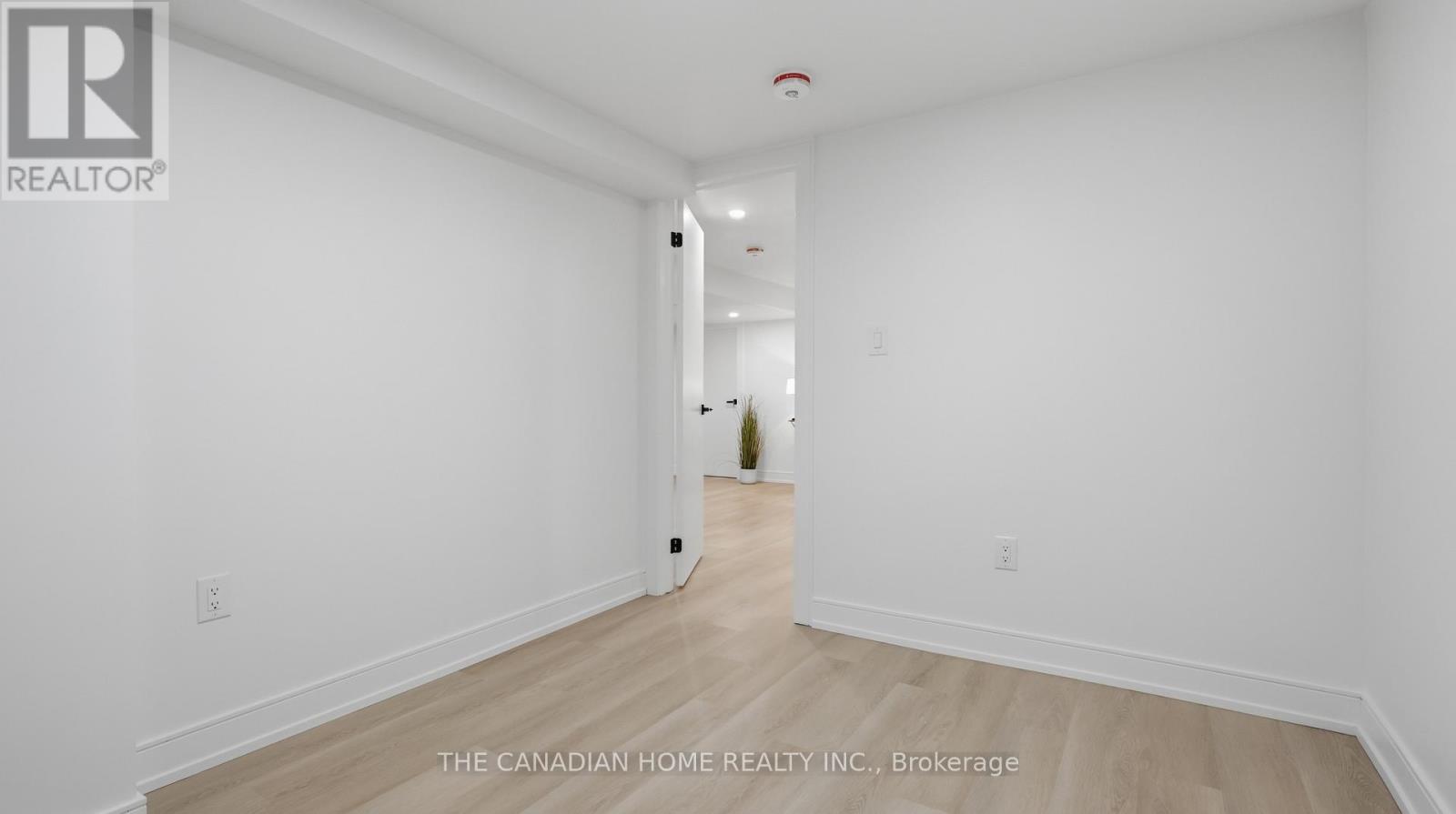 6041 Cadham Street, Niagara Falls, Ontario  L2G 3A2 - Photo 25 - X13066478
