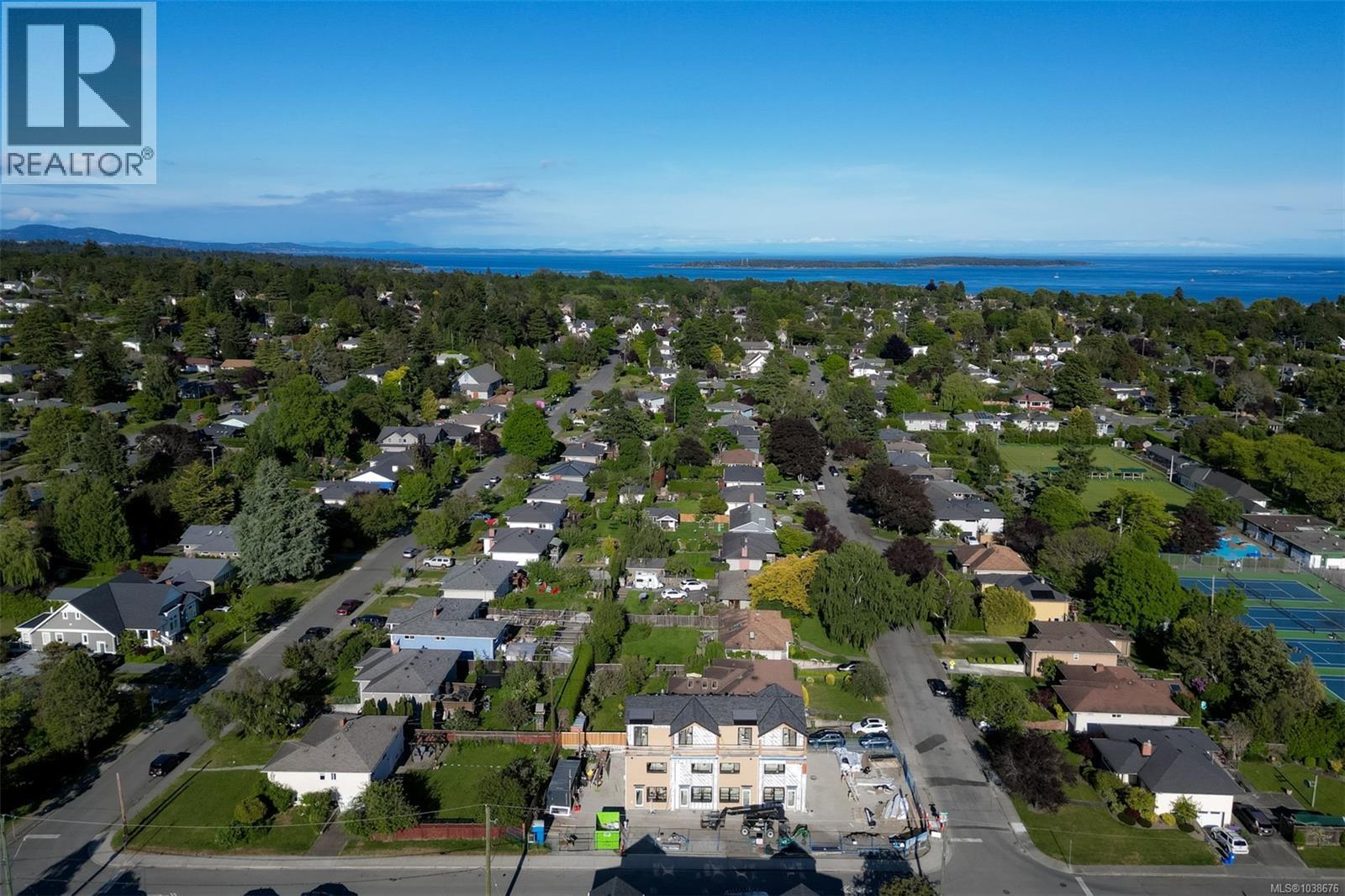 4 2100 Allenby St, Oak Bay, British Columbia  V8R 3C3 - Photo 15 - 1038676