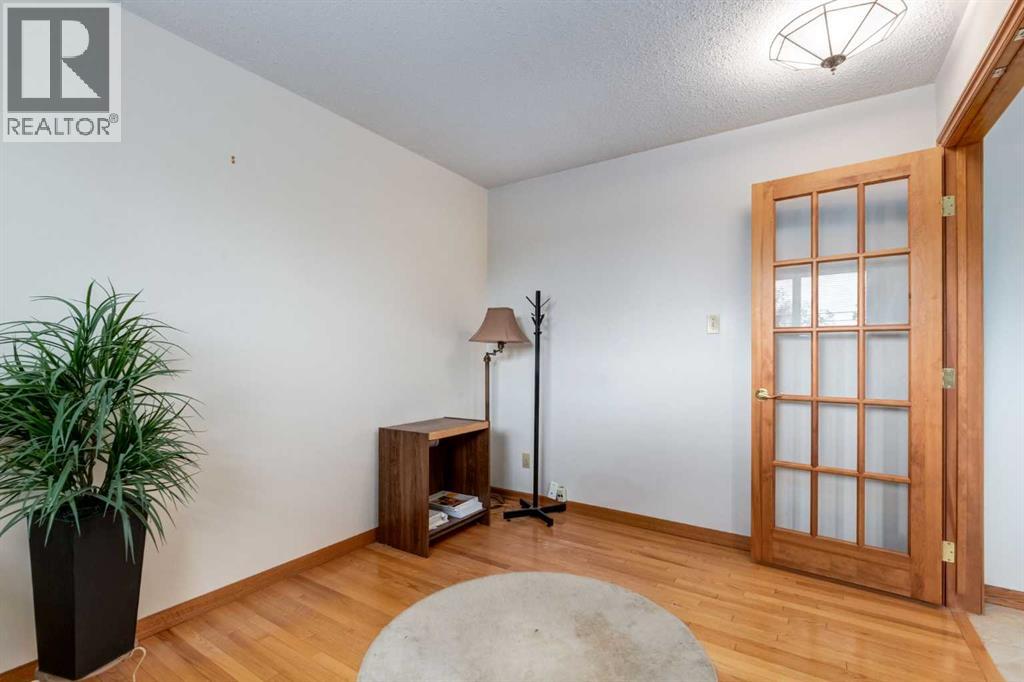 103 Cantrell Place Sw, Calgary, Alberta  T2W 1X2 - Photo 19 - A2314760