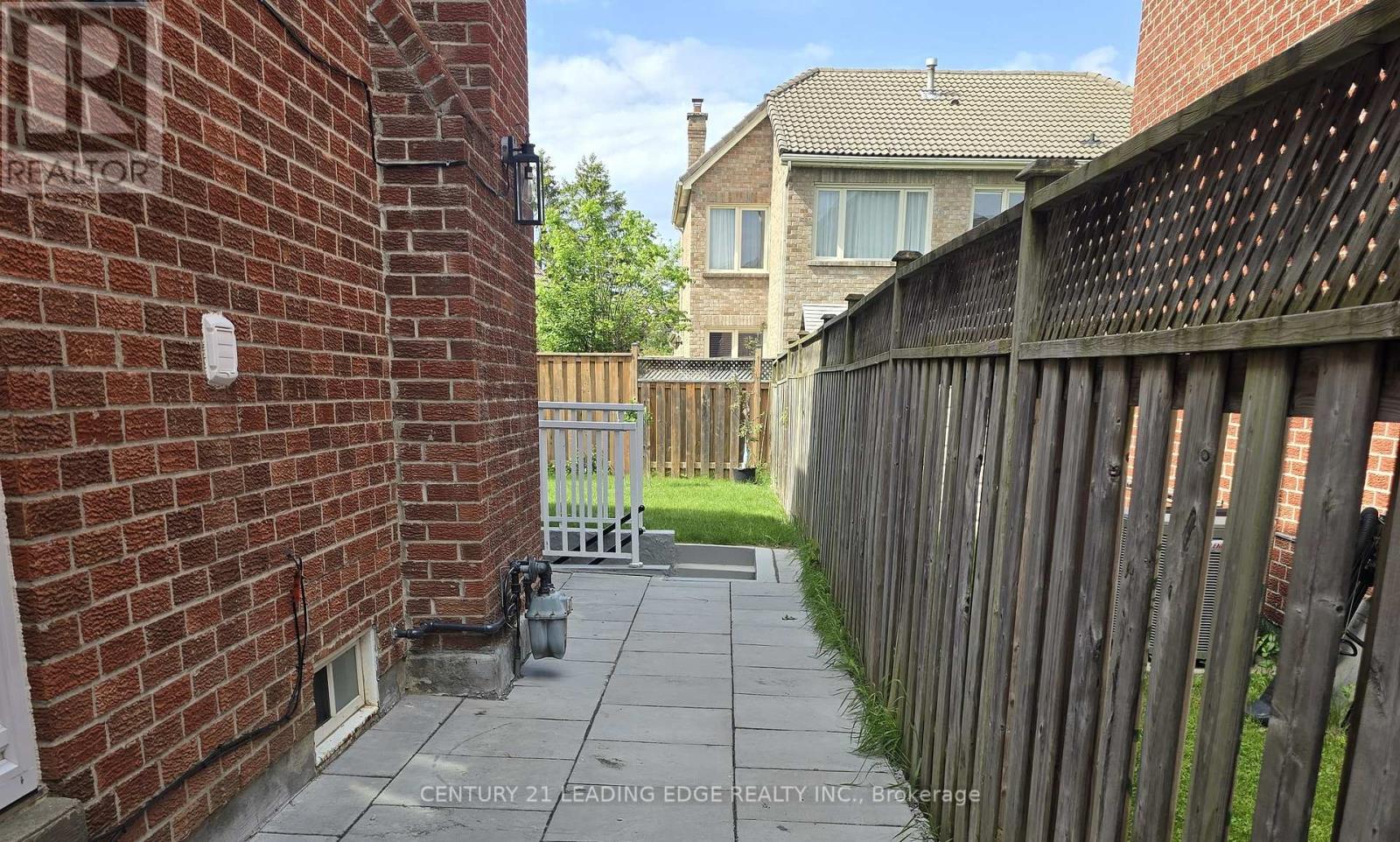 14 Porthclair Court, Toronto, Ontario  M1B 4X7 - Photo 38 - E13214702