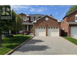 14 PORTHCLAIR COURT, Toronto, Ontario