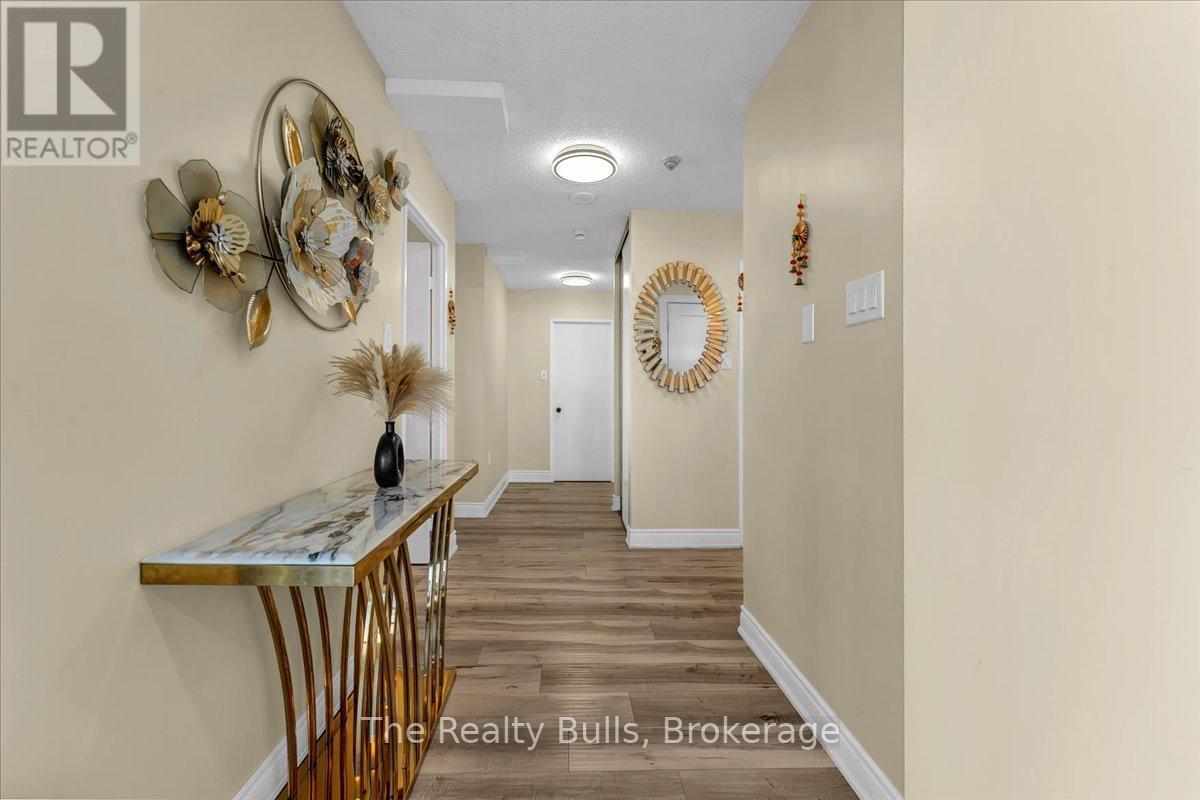701 - 26 Hanover Road, Brampton, Ontario  L6S 4T2 - Photo 24 - W13217362