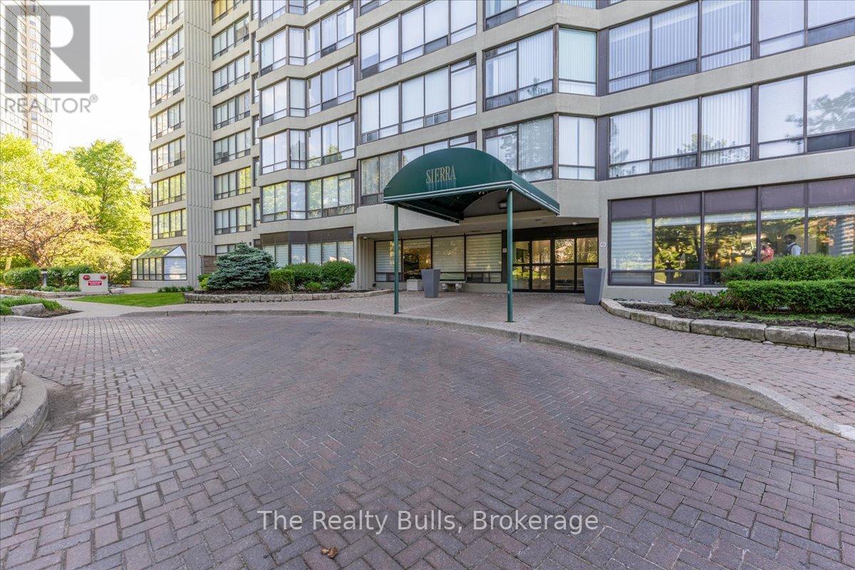 701 - 26 Hanover Road, Brampton, Ontario  L6S 4T2 - Photo 5 - W13217362